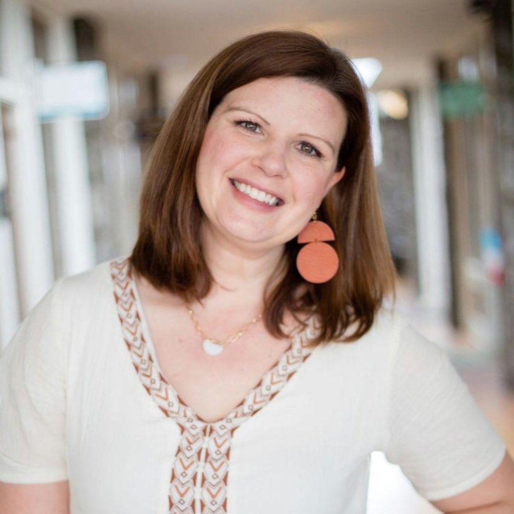 Meet your Posher, Laura